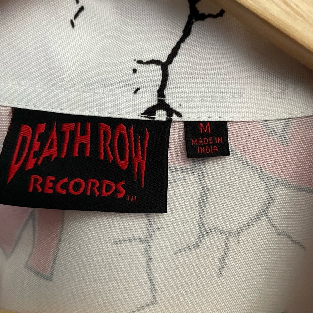 Death Row Records Short Sleeved Mens Shirt With Tags Size M Snoop Dogg Tupac Dre - Picture 4 of 4